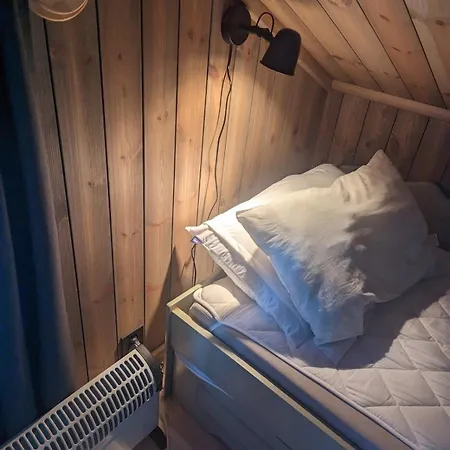 Holiday home Skogbrynet