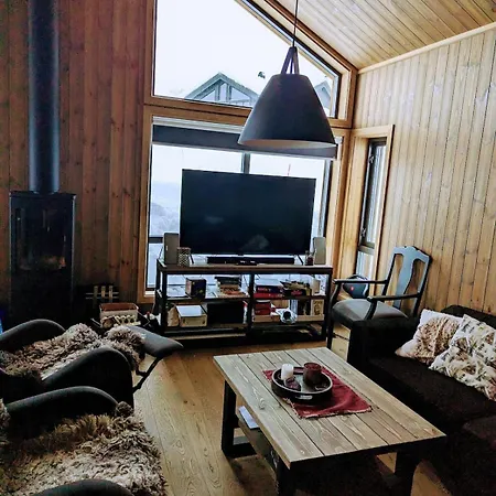 Holiday home Skogbrynet